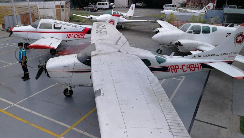Air Link International Aviation College photo 3