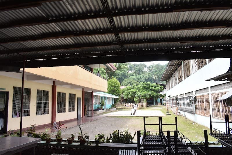 Amin High School photo 3