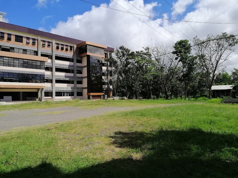 Andres Bonifacio College photo 4