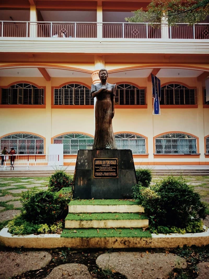 Capitol University photo 4