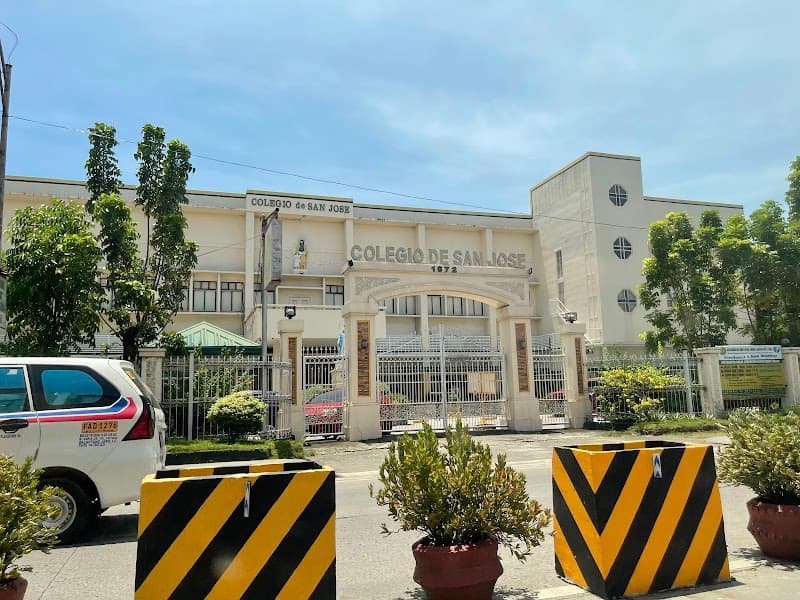 Colegio de San Jose photo 1