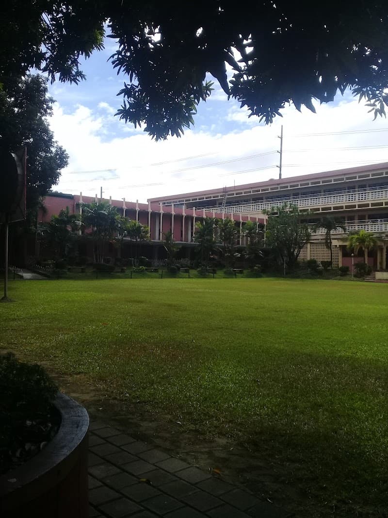 Colegio de Santa Rosa - Makati photo 2