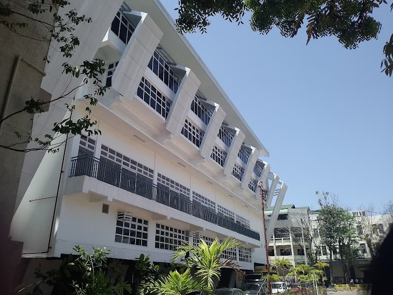 Colegio San Agustin - Bacolod photo 2