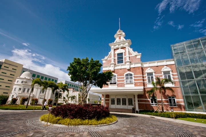 Enderun Colleges photo 1