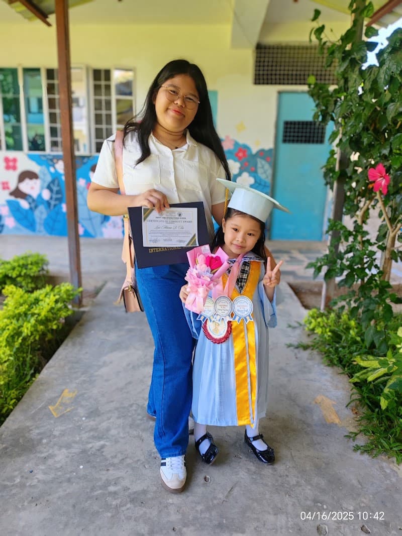 Happy Land International School photo 3