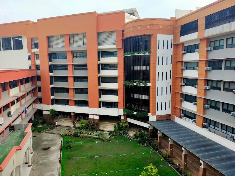 Holy Cross of Davao College photo 2