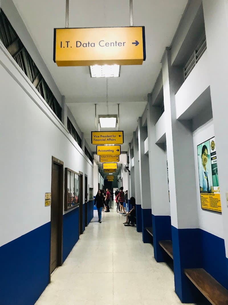 José Rizal University photo 4