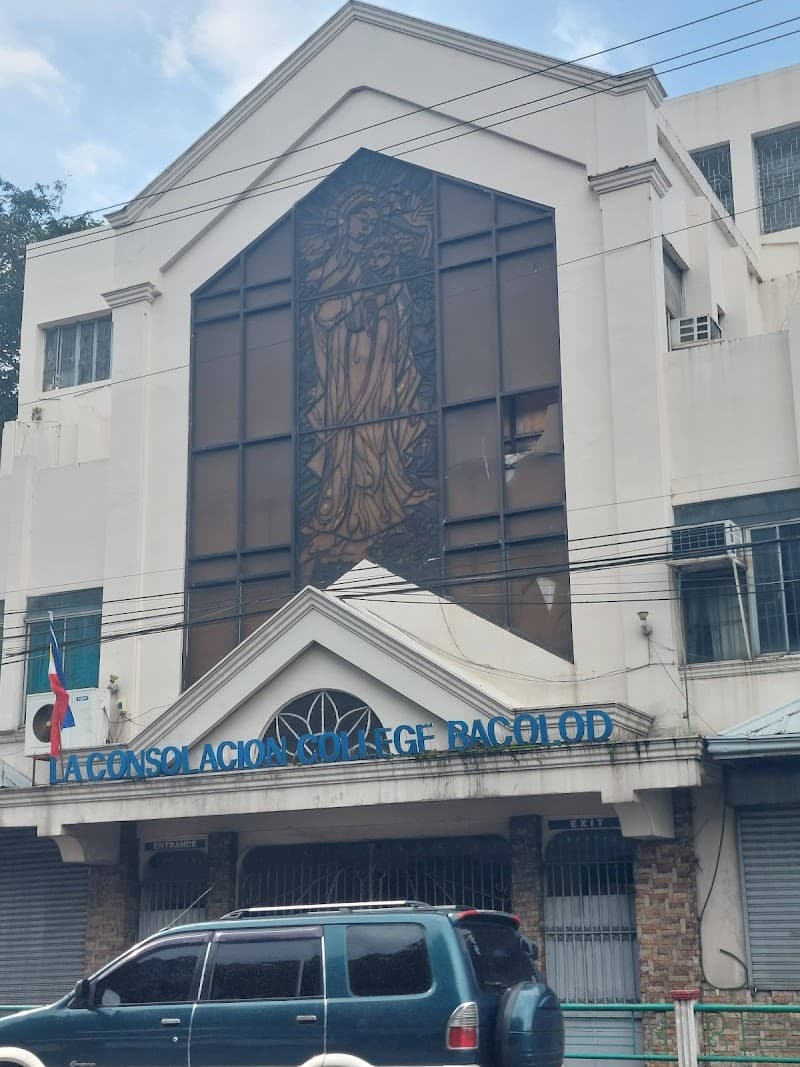 La Consolacion College–Bacolod photo 2