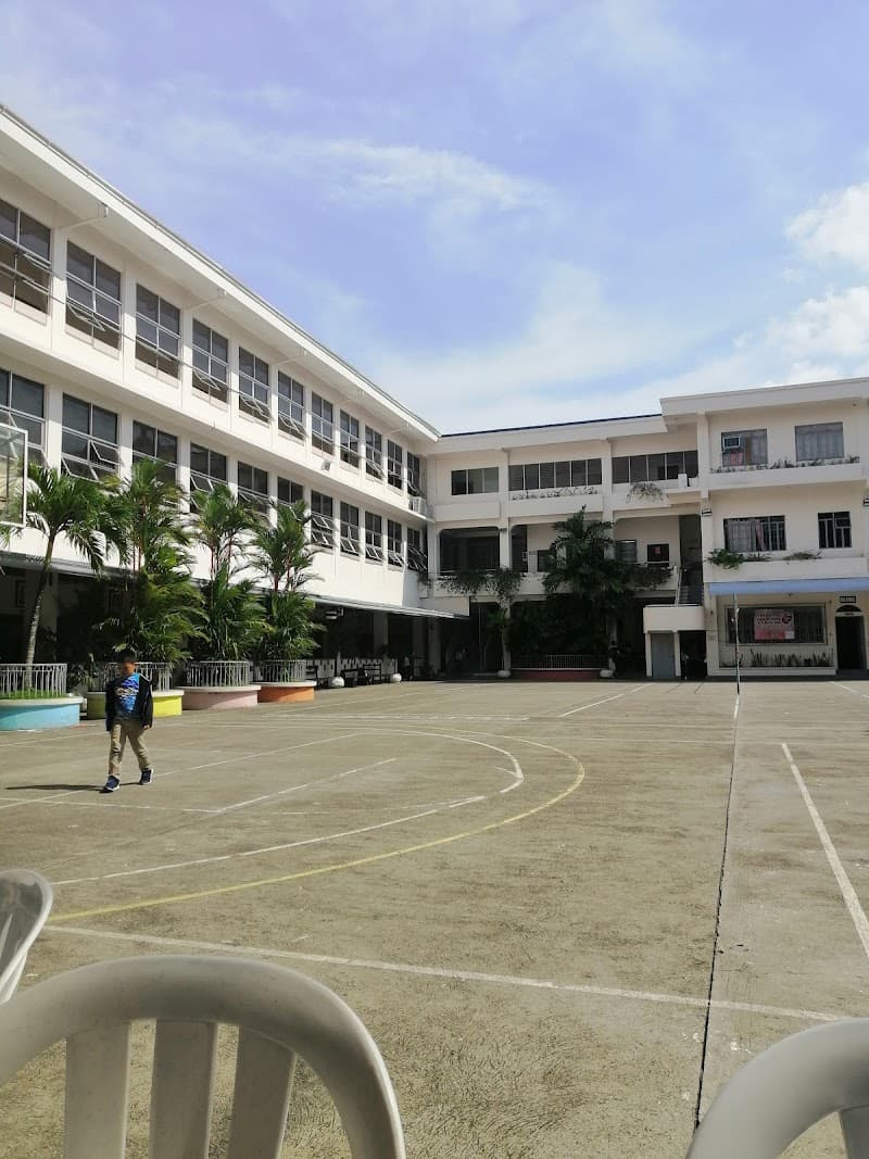 La Consolacion College–Bacolod photo 5