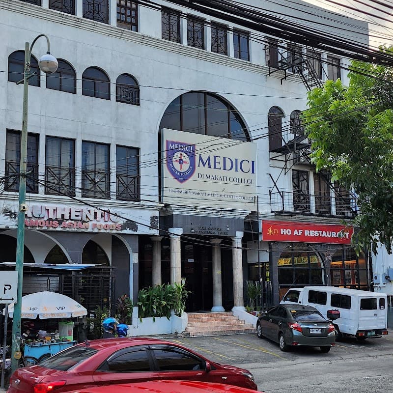 Medici di Makati College photo 1