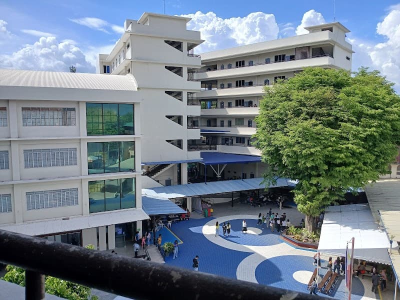 Ramon Magsaysay Memorial Colleges photo 3
