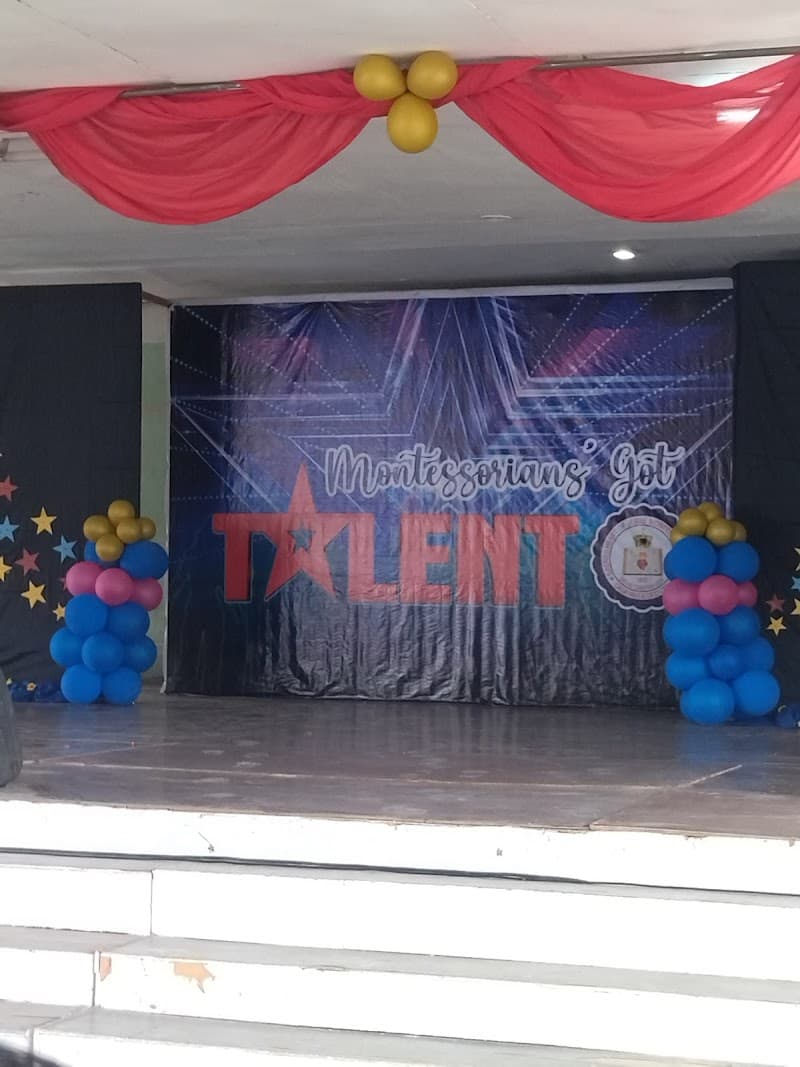 Sacred Heart of Jesus Montessori School photo 3