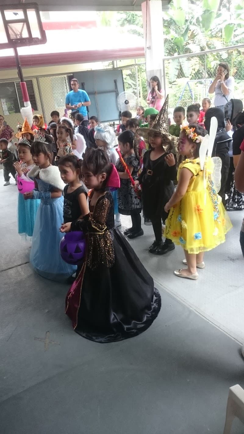 San Lorenzo Ruiz School . Lipa photo 3