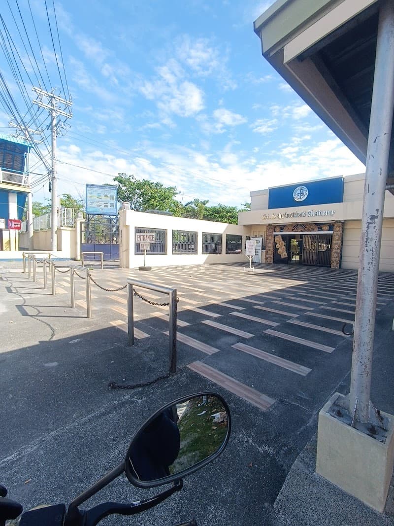 St. Scholastica's Academy, San Fernando photo 4