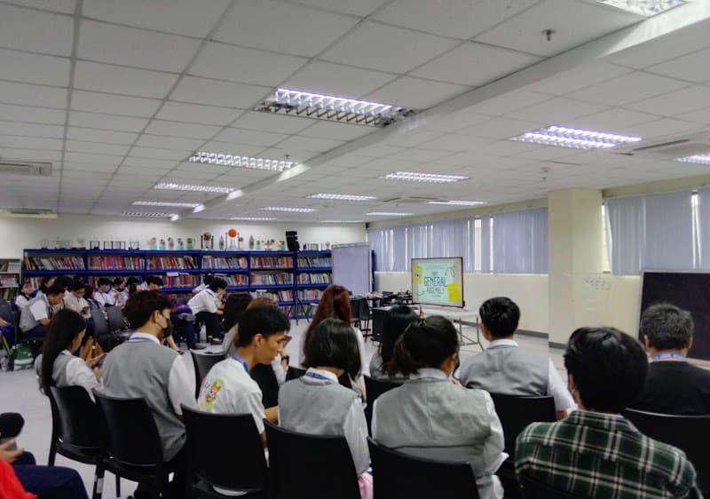 STI College - Global City photo 4