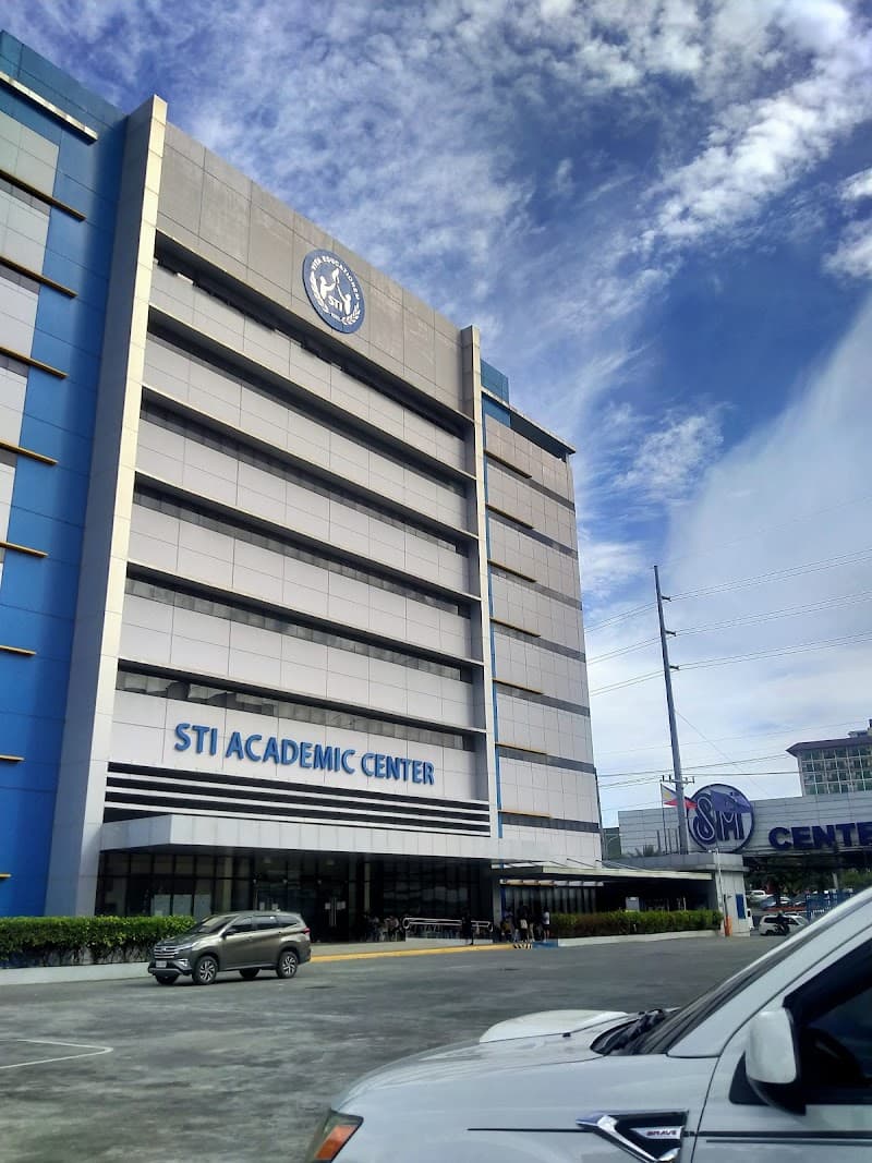 STI College Las Piñas photo 1