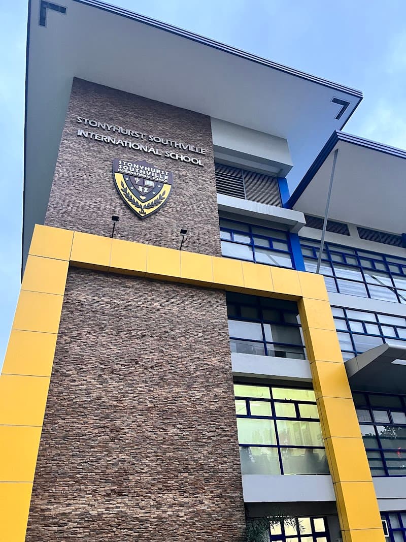 STONYHURST SOUTHVILLE INTERNATIONAL SCHOOL photo 3