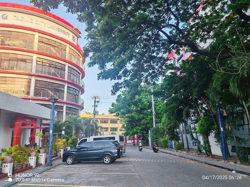 Taguig City University photo 2