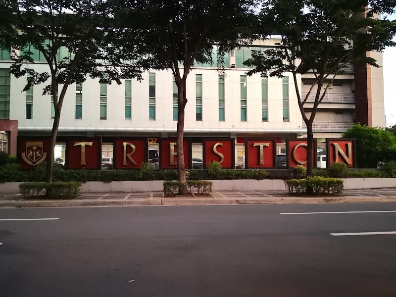 Treston International College photo 2