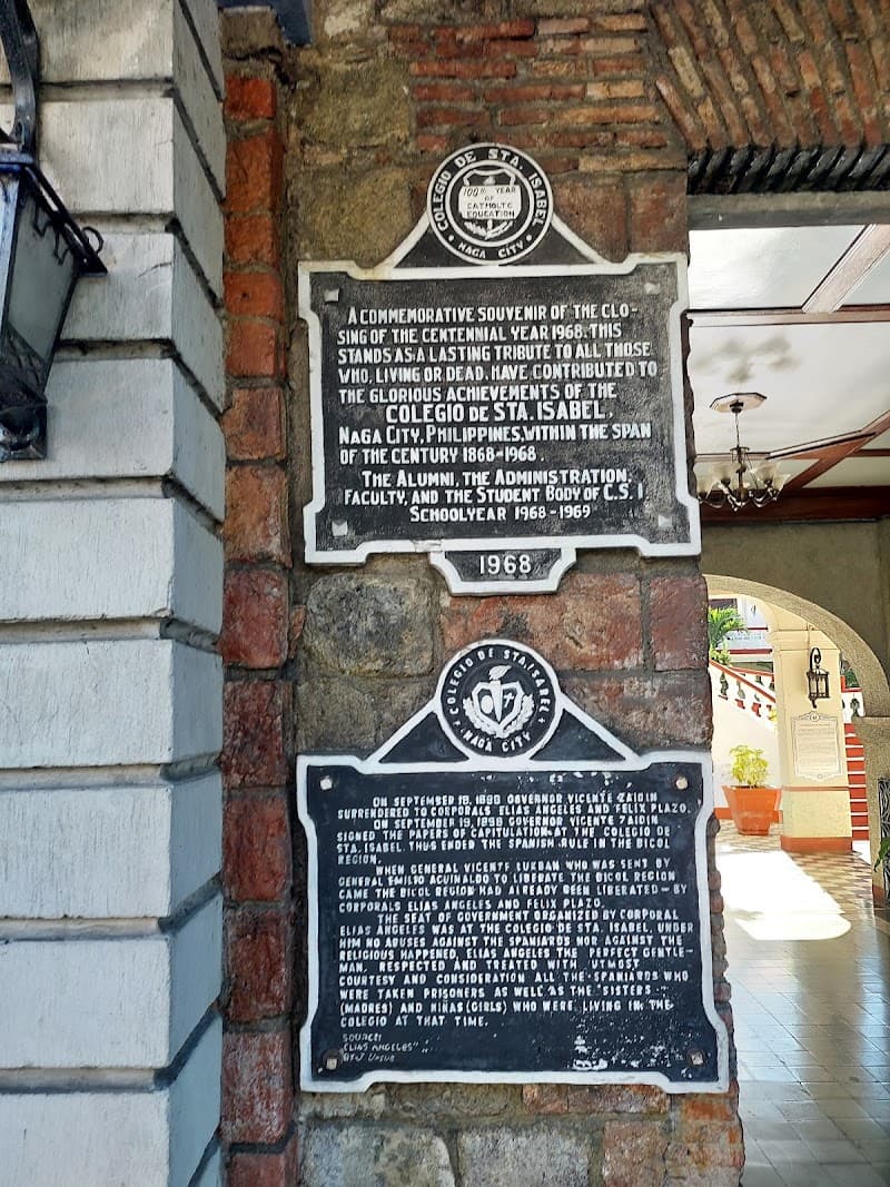 Universidad de Sta. Isabel de Naga, Inc photo 1