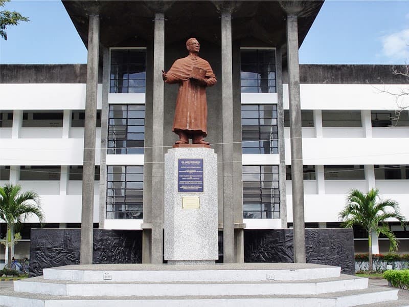 University Of Nueva Caceres photo 3