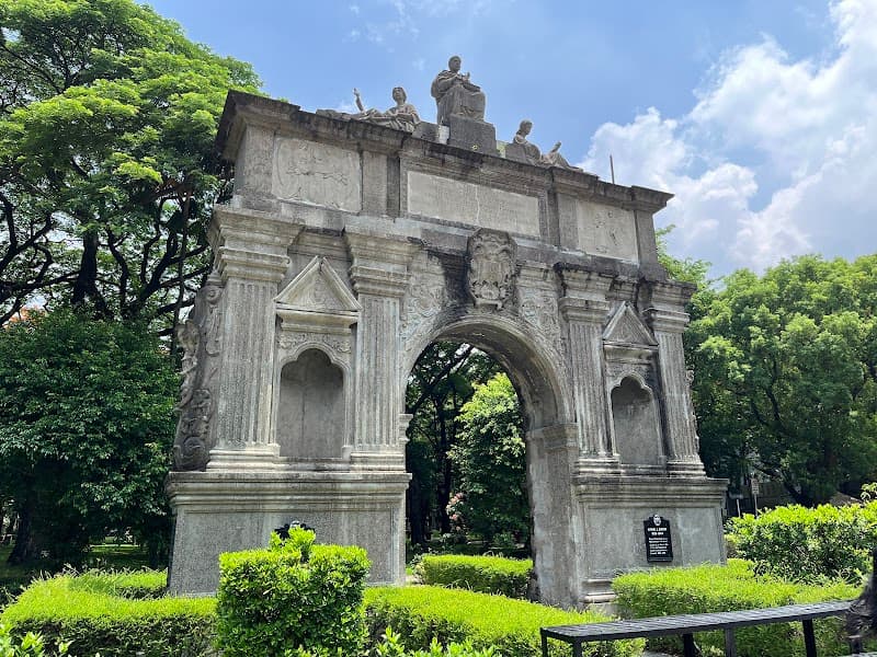 University of Santo Tomas (UST) photo 3