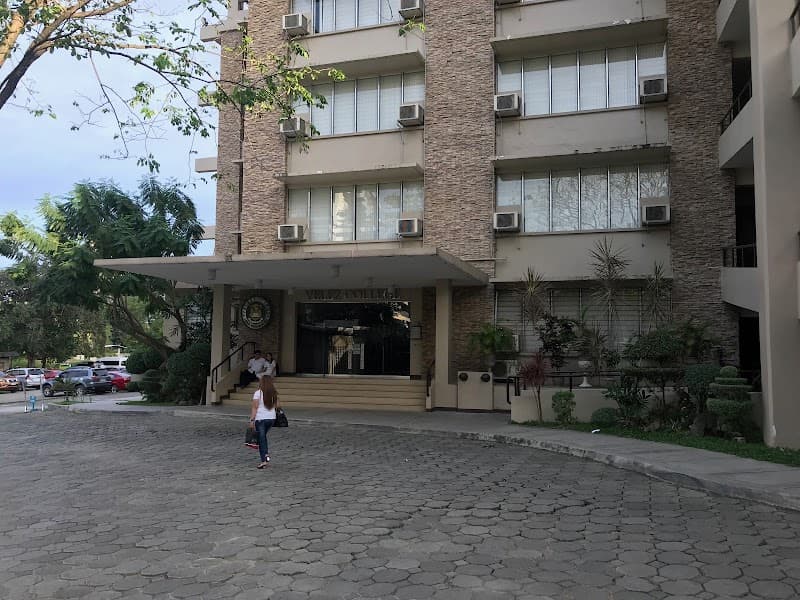 Velez College photo 1