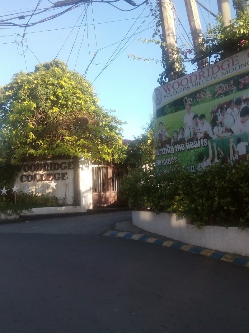 Woodridge College photo 5